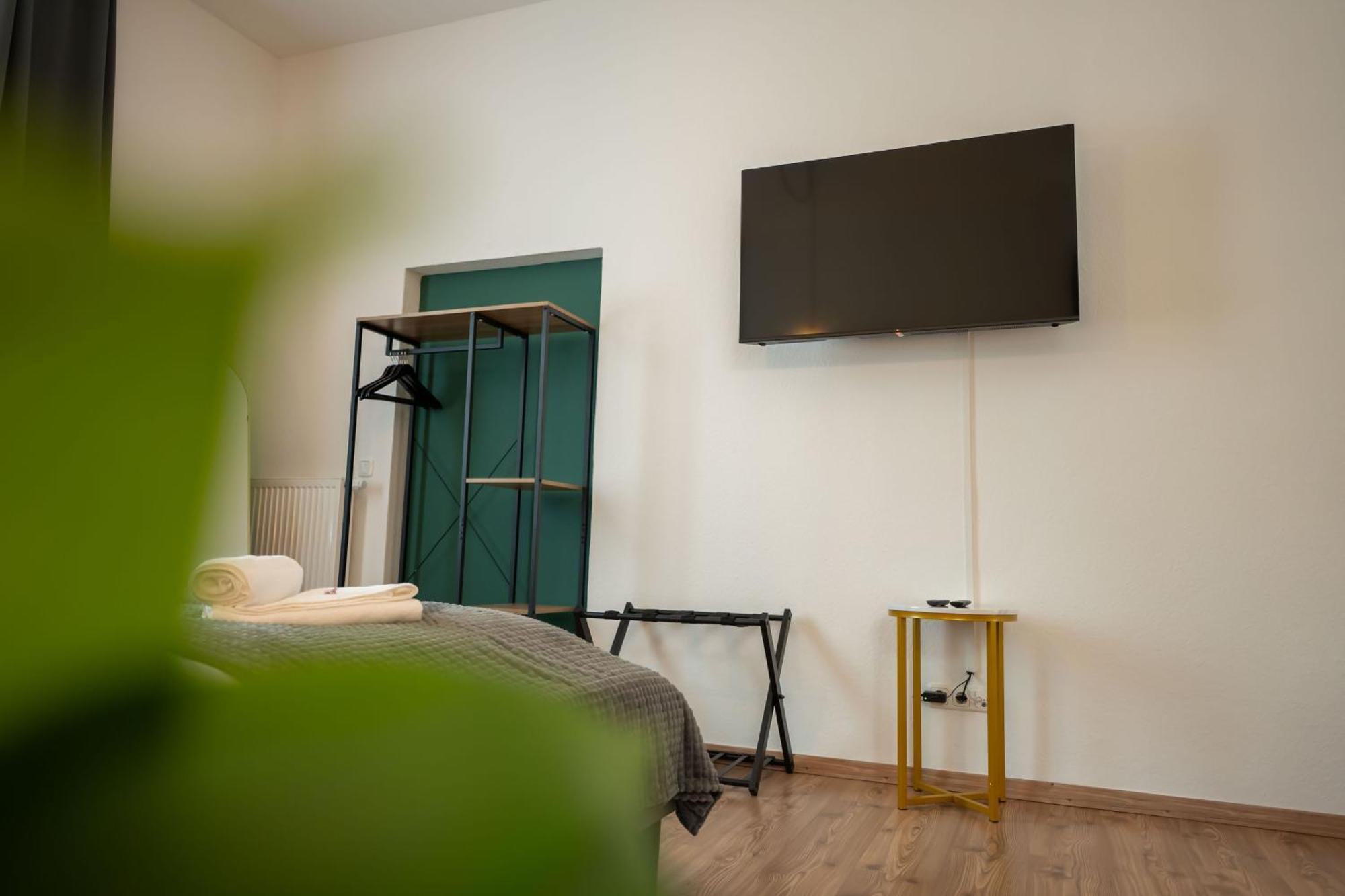 T21 - Apartment Direkt Im Zentrum Mit Parkplatz Chemnitz Ngoại thất bức ảnh