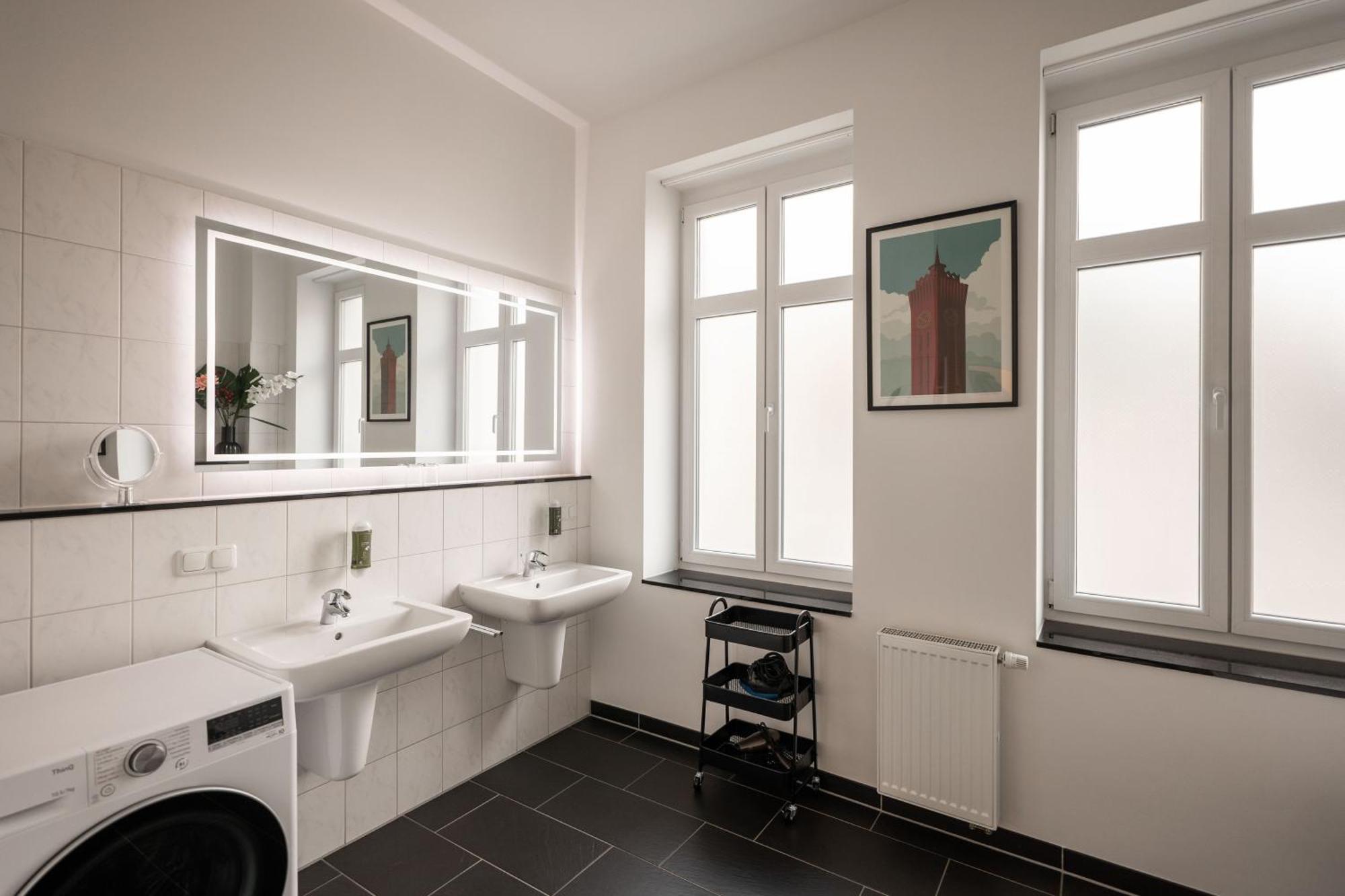 T21 - Apartment Direkt Im Zentrum Mit Parkplatz Chemnitz Ngoại thất bức ảnh